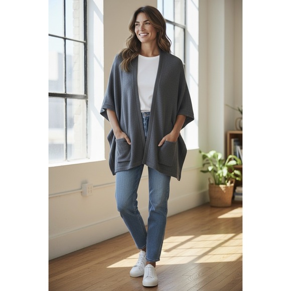 Sunday Citizen Pocket Poncho Wrap OSFM Charcoal Gray Chenille Loungewear Cozy - Picture 9 of 10